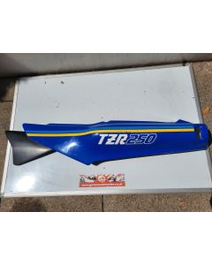 1KT 2MA Yamaha TZR250 seat panel blue Gauloises left