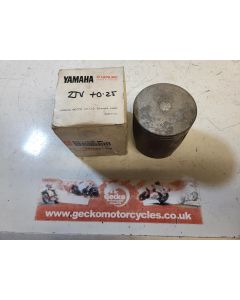 2TV Yamaha SDR200 piston +0.25 O/S 2TV-11635-00