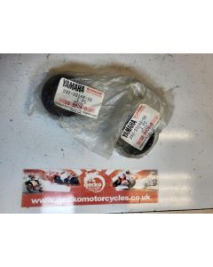 383 Yamaha TD-TR3/TZ250-350 fork dust seals 292-23144-00