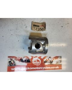 1G8 Yamaha YZ125 MX piston 1974-77 53702 1G8